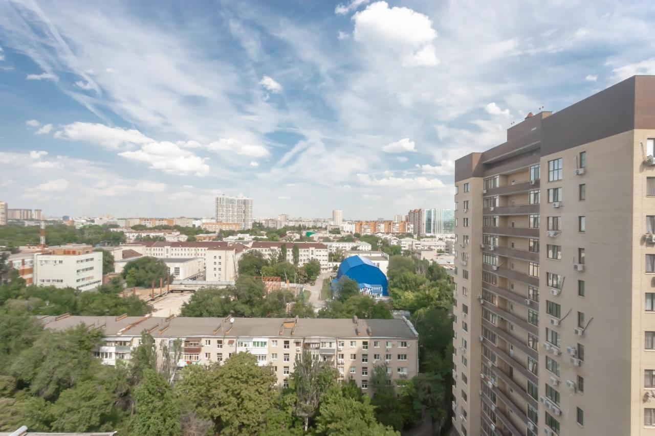 Просторная Квартира Около Буденновского Apartamento Rostov-on-Don Exterior foto